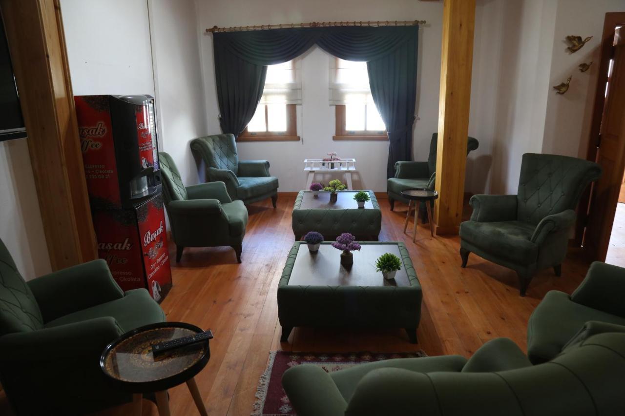 Yali Konak Butik Otel Golcuk Екстериор снимка