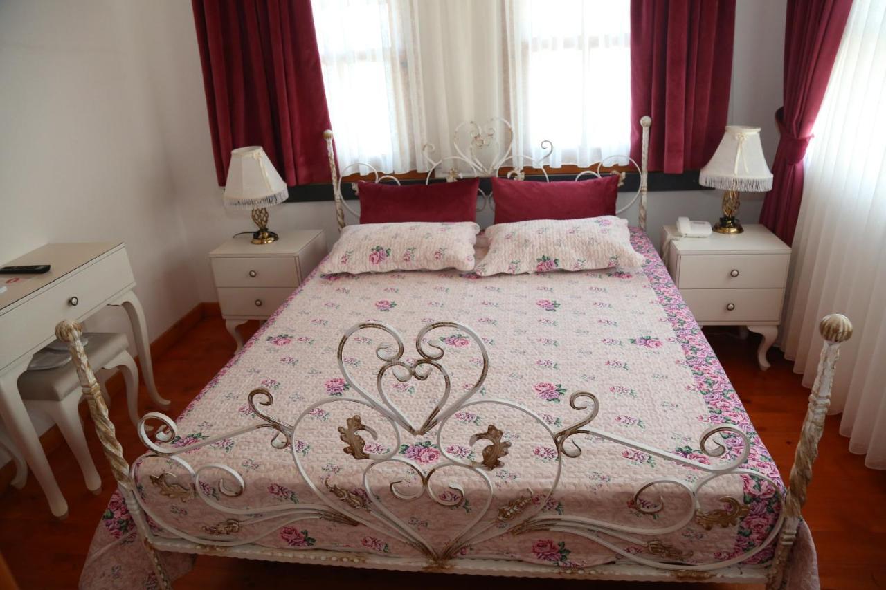 Yali Konak Butik Otel Golcuk Екстериор снимка