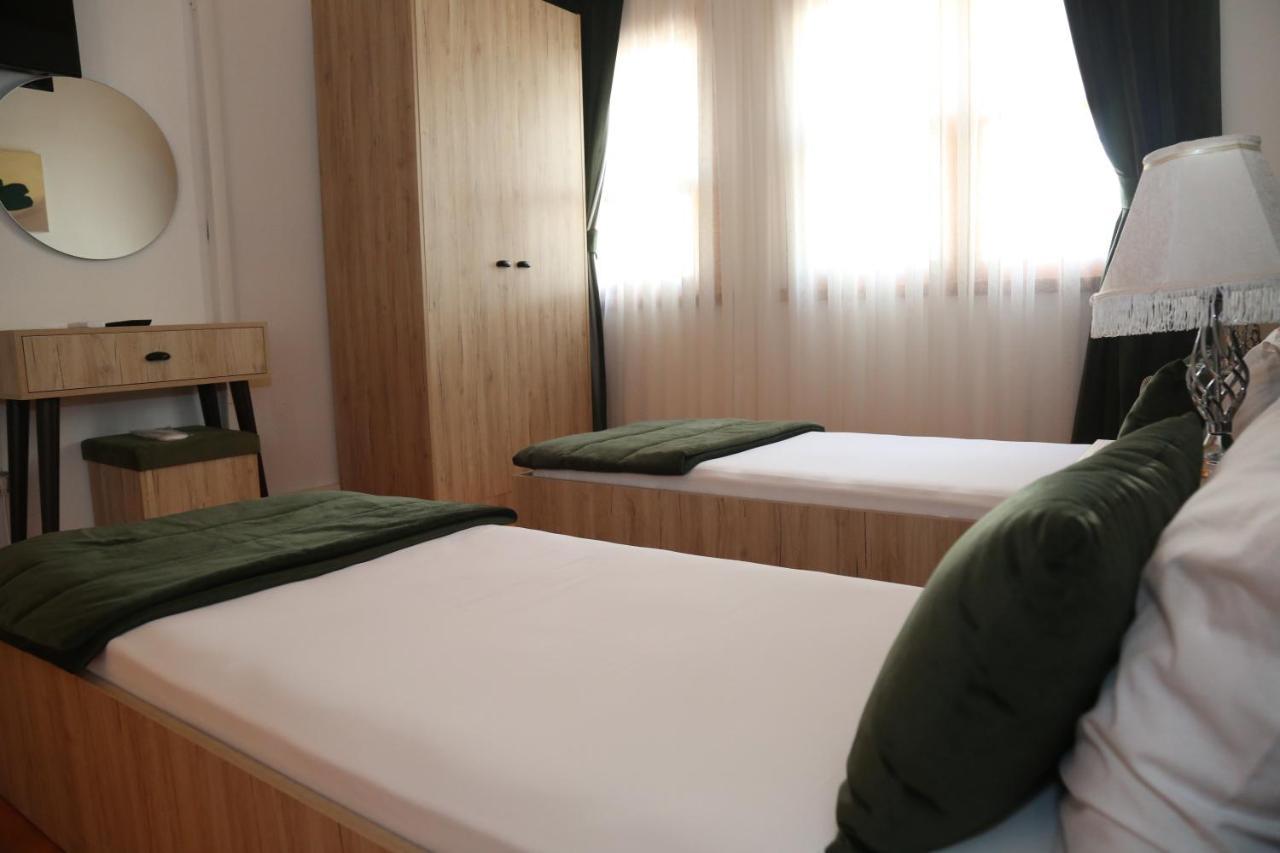 Yali Konak Butik Otel Golcuk Екстериор снимка