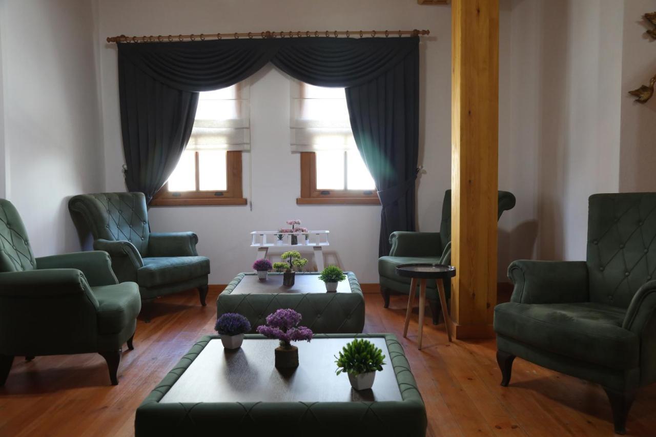 Yali Konak Butik Otel Golcuk Екстериор снимка